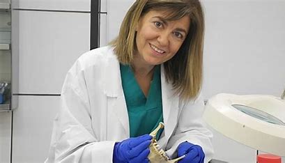 <em>Dra Carolina Rivera</em>